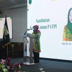 Ketua Umum PATPI periode 2022-2026 Prof. Giyatmi memberi kata sambutan pada Kongres PATPI 2026. Sumber foto: TelstraNews.com/PR