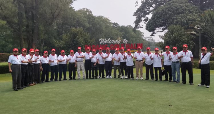 Alumni IKAL KRA-29 menyelenggarakan kegiatan olahraga Golf di lapangan golf Halim I, Jakarta. Sumber foto: DPA KSA-29