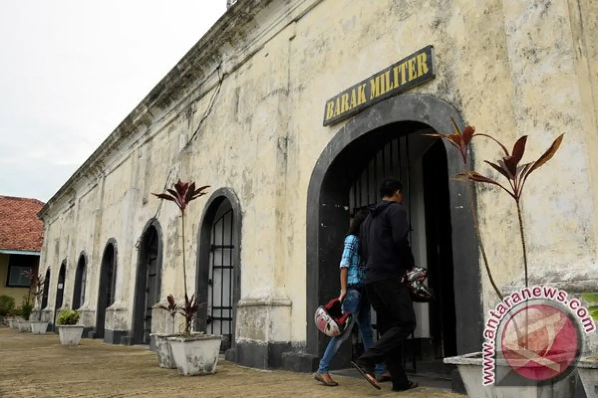Ilustrasi - Barak Militer di dalam komplek Benteng Marlborough Kota Bengkulu.Sumber Foto: AntaraNews